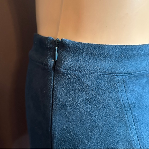 HONEY PUNCH Faux Suede Wide Leg Pants - Picture 7 of 11